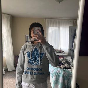 Toronto maple leafs hoodie